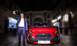 Türkiye'nin Lideri Renault Clio, Şimdi de Türkiye'de Yılın Otomobili
