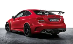 V8 motorlu Mercedes C63, eninde sonunda gelecek