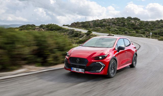 Renault Açık Ara Zirvede