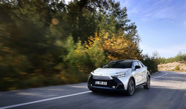 Toyota C-HR Hybrid SUV Segmentinin Zirvesinde